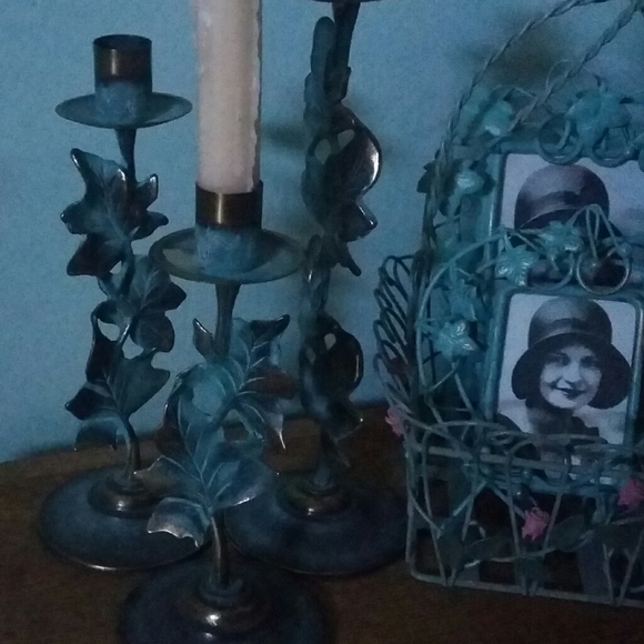 Set a 6 metal ivy candle holders picture frames ba